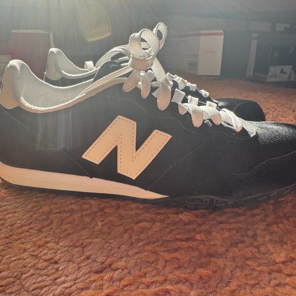 New Balance Classic Sneakers, Men's Size 10, Black & White, ML501KW - Picture 8 of 11